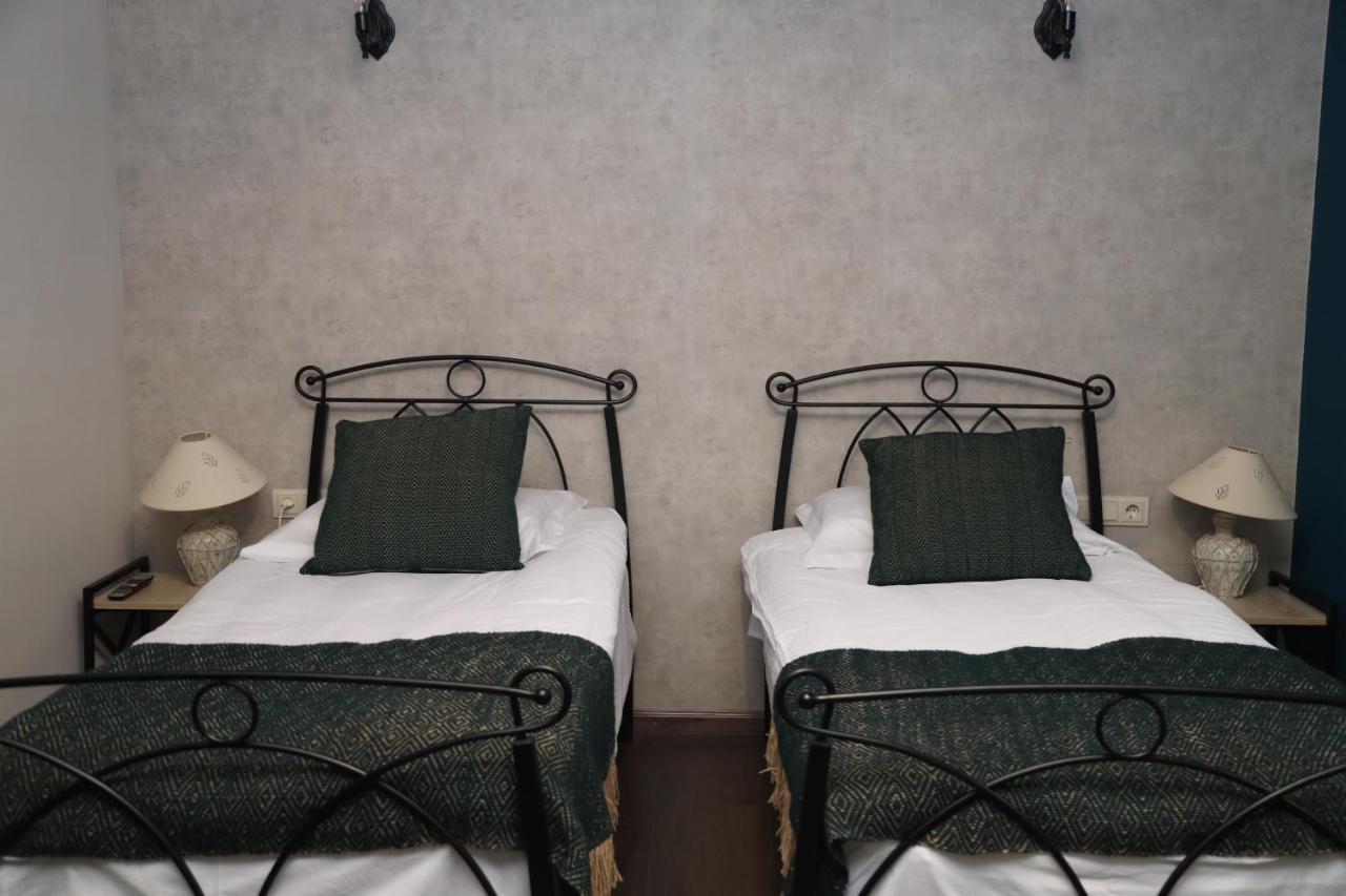 Redroof Country House Hotel Ґоріс Екстер'єр фото