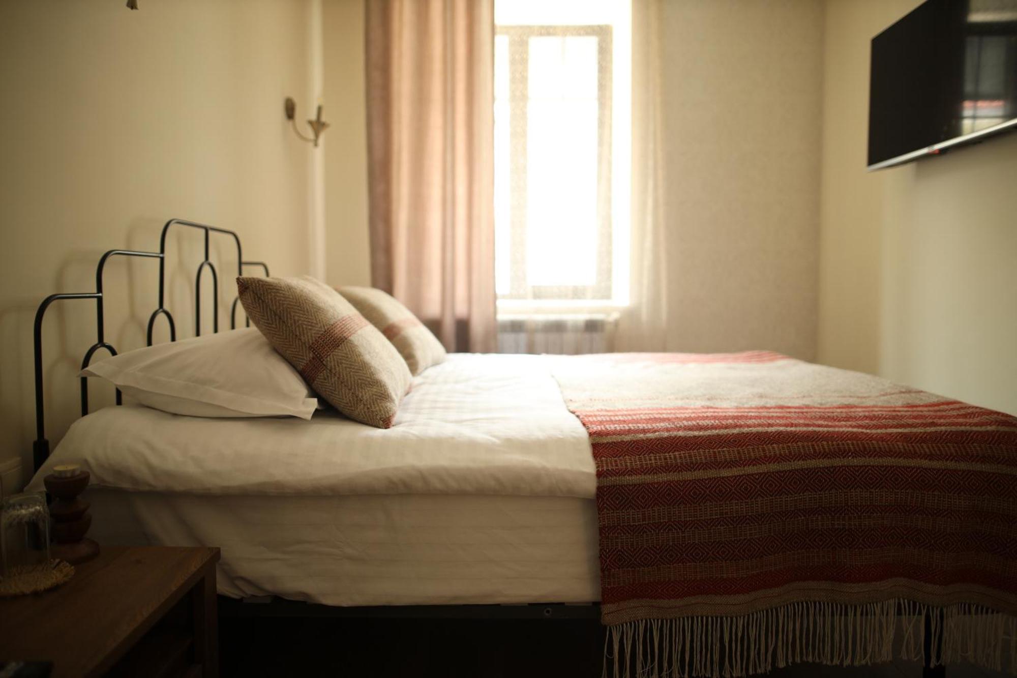 Redroof Country House Hotel Ґоріс Екстер'єр фото