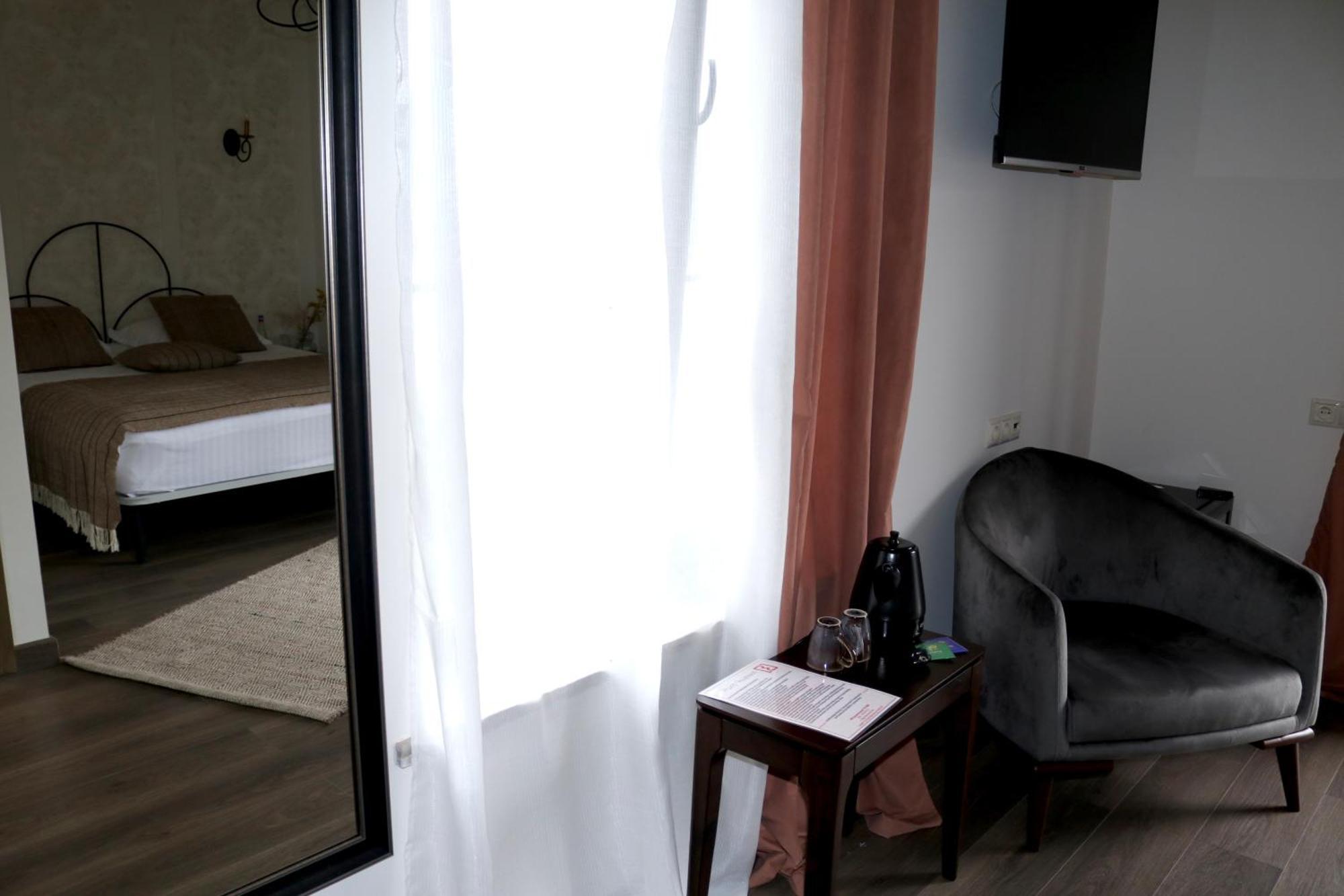 Redroof Country House Hotel Ґоріс Номер фото
